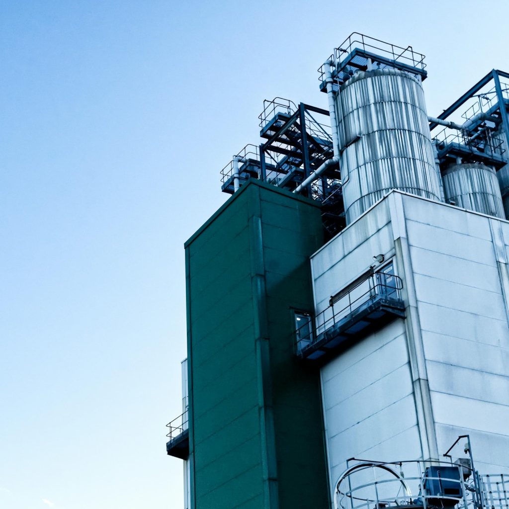 Tehdas, neliönmallinen kuva