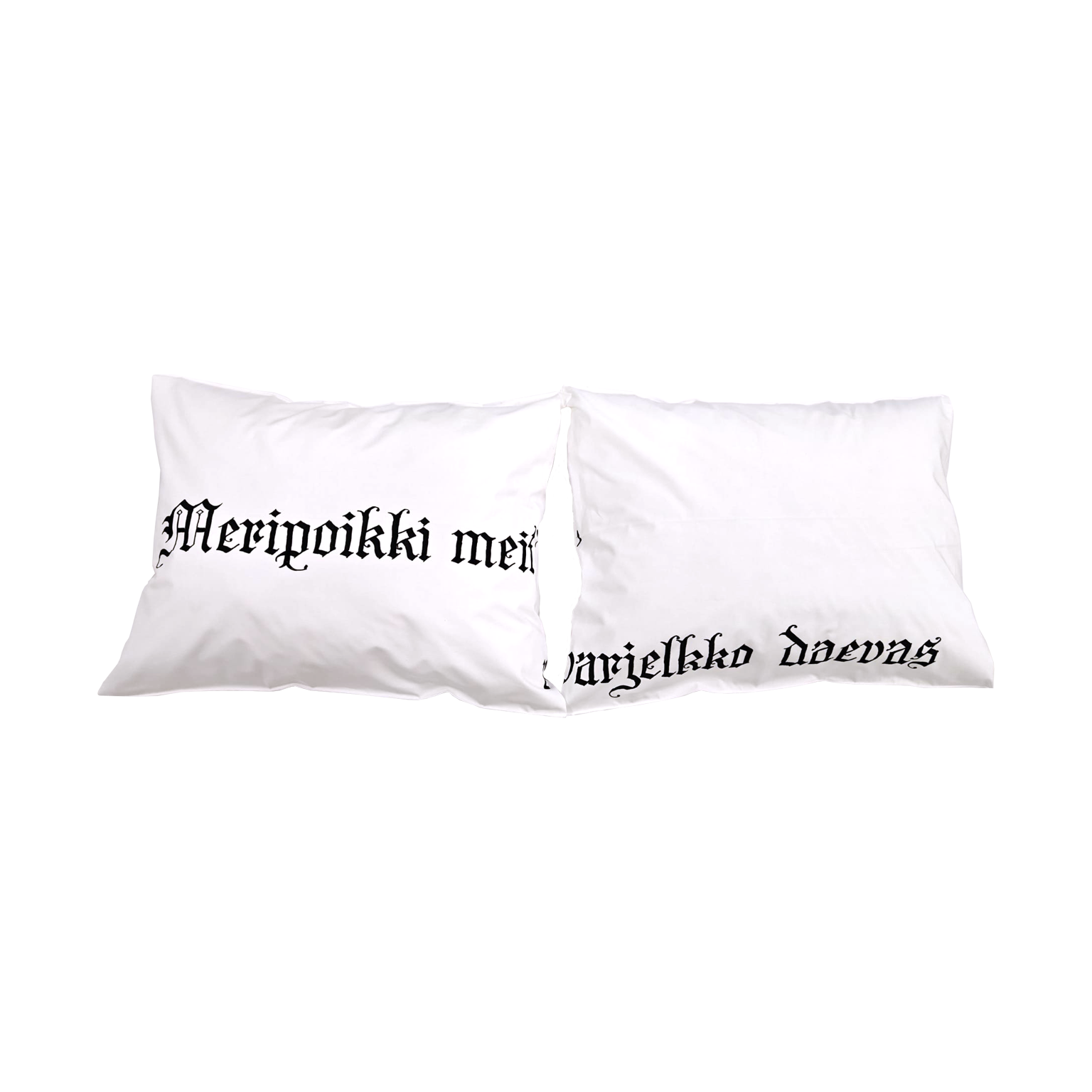 Raumankielinen merellinen tyynyliina, tyynyn molemmat puolet näkyvillä.